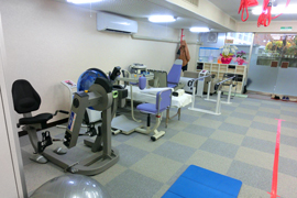 施設内